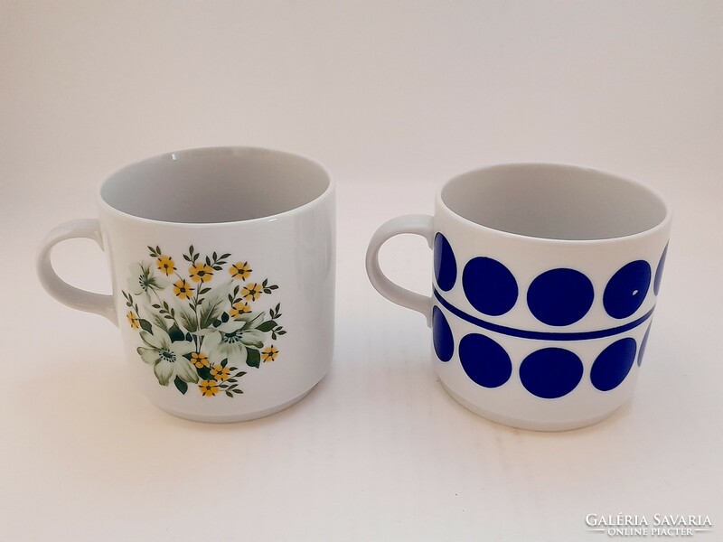 Dotted and floral mugs from the Alföld house factory, 2 in one