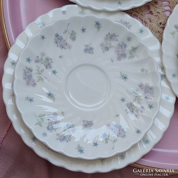 Wedgewood small floral breakfast sets