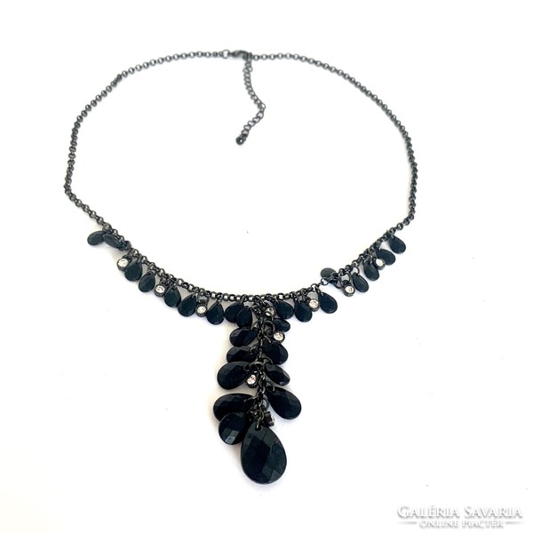 Black acrylic pearl unique vintage necklace from the 1970s, flawless old jewelry necklaces