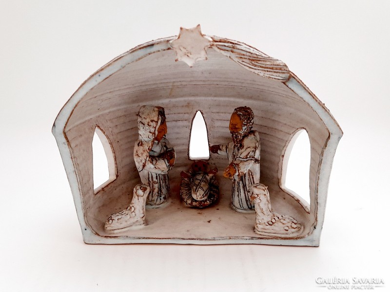 Ceramic nativity scene, marked Biletzky, 16.5 cm
