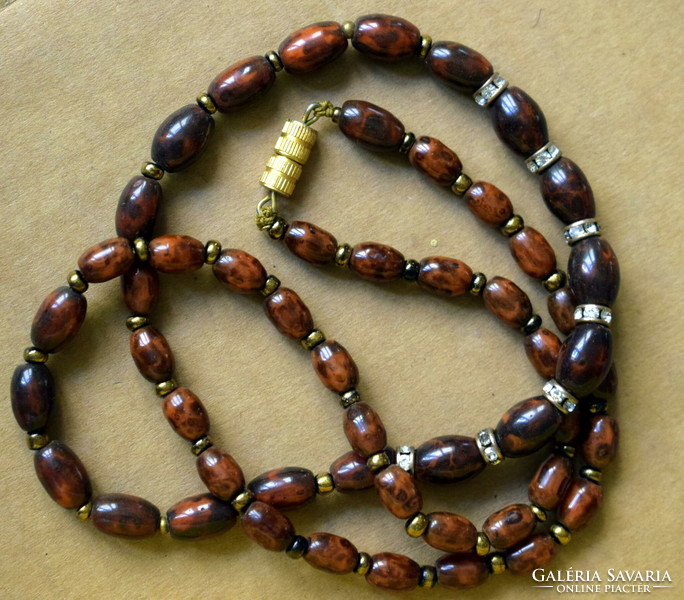 Old polished red brown jasper necklace with tiny swarovski centers 57cm