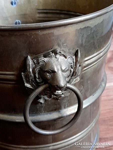 Copper lion head champagne bucket