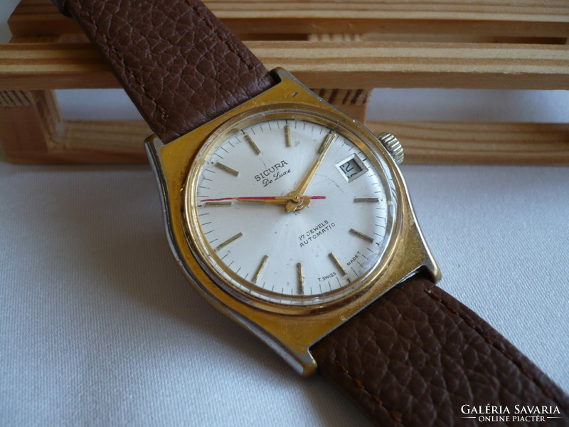 Sicura De Luxe egy ritka automata svájci óra az 1970-es évekből