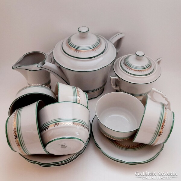 Zsolnay elf-eared tea set, with a rare green-gold pattern, flawless