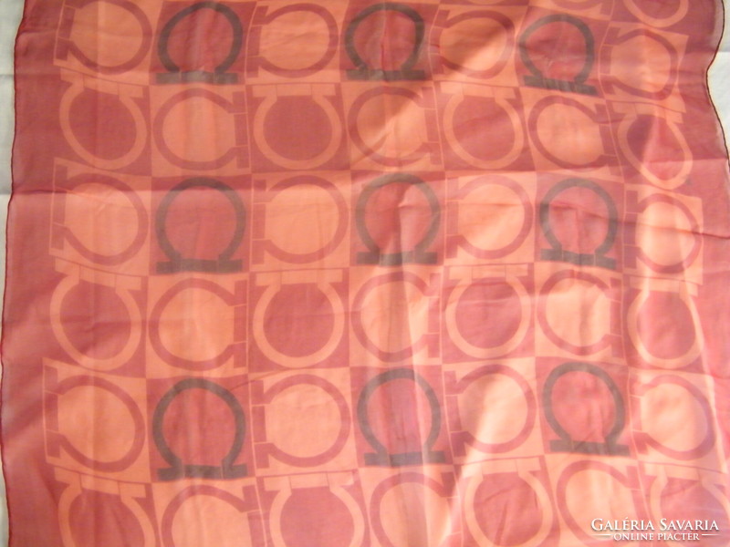 Salvatore Ferragamo vékony selyemkendő sál