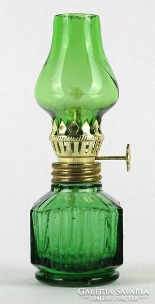 1N525 Kisméretű működőképes zöld petróleumlámpa 11.7 cm
