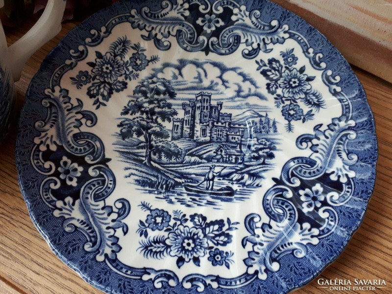 English faience sets in blue