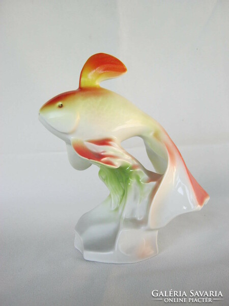 Porcelain fish goldfish