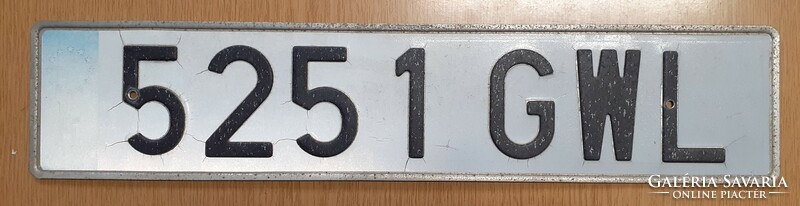 Spanish registration number plate 5251 gwl 2.