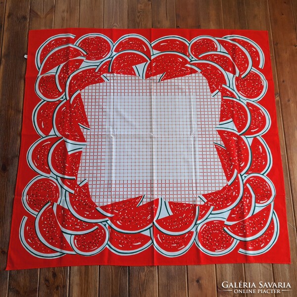 Retro tablecloth with melon pattern, 130 x 137 cm