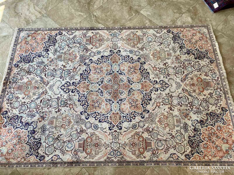 Design cashmere silk rug 282x183 cm