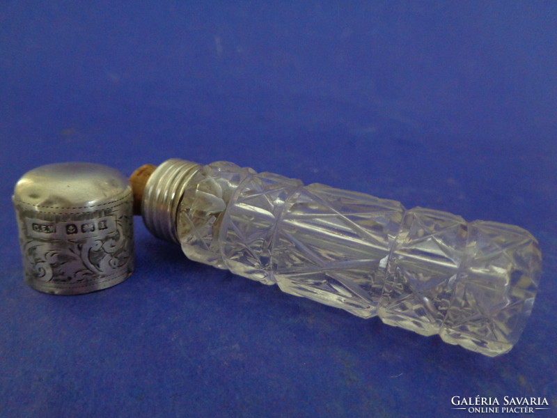 Parfum glass with silver fittings