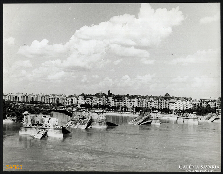 Larger size, photo art work by István Szendrő. After the war, World War 2, margit bridge, ruined