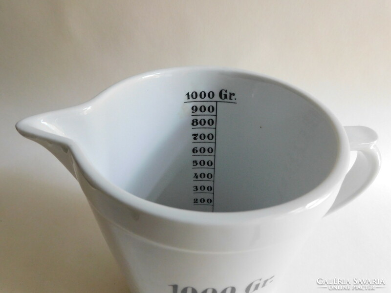 Zsolnay pharmacy measuring cup - 1000 grams