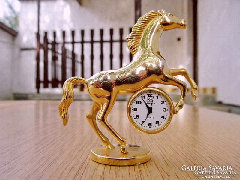 Aranyozott paripa, ló asztali óra (olasz, Riviera óraszerkezet, 7.5cm.)