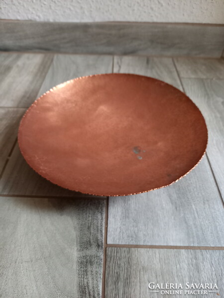 Wonderful old three-legged red copper centerpiece/serving bowl (26.7x5 cm)