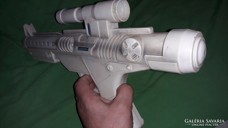 Retro star wars plastic storm trooper hand weapon, beam projector, laser rifle 40 cm according to the pictures