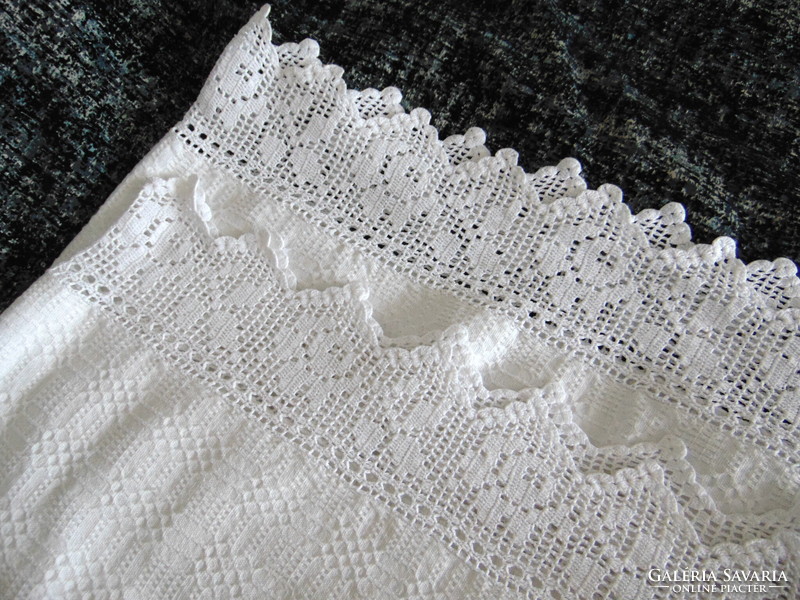 Antique Transylvanian handwoven with beautiful crocheted rose inserts
