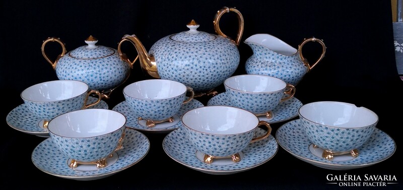 Dt/290. Art-deco tea set for 6 with a tiny blue flower pattern