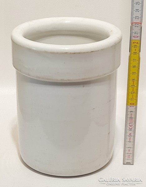 Czech elbogen pub porcelain measuring cup (2698)
