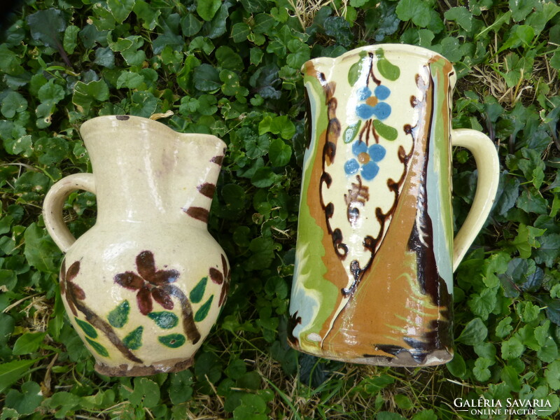 2 pcs. Ethnographic ceramics.