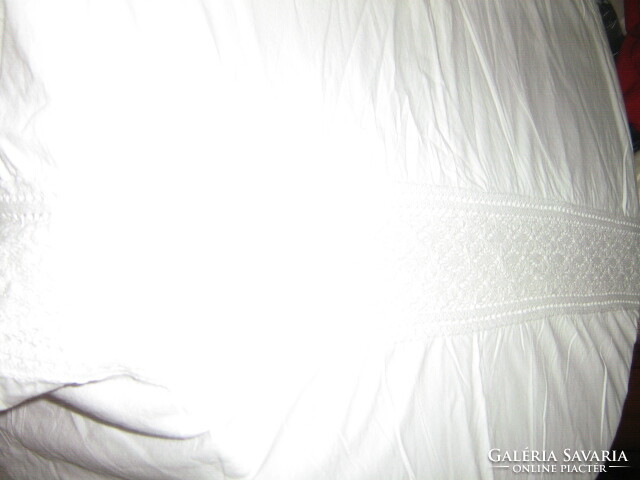 Beautiful duvet cover with white lace inserts