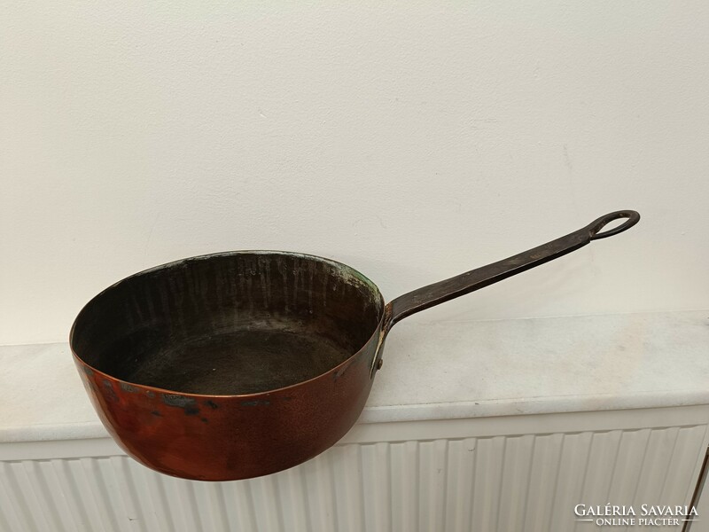 Antique tinned kitchen utensil red copper pan with large handle and leg with iron ear 968 7630