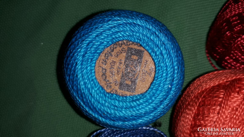 A small pile of embroidery thread is old, as shown in the pictures