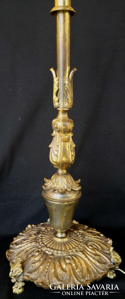 DT/313 – Hatalmas neobarokk stílusú asztali lámpa szövetbúrával, oroszlánkörmös lábakkal