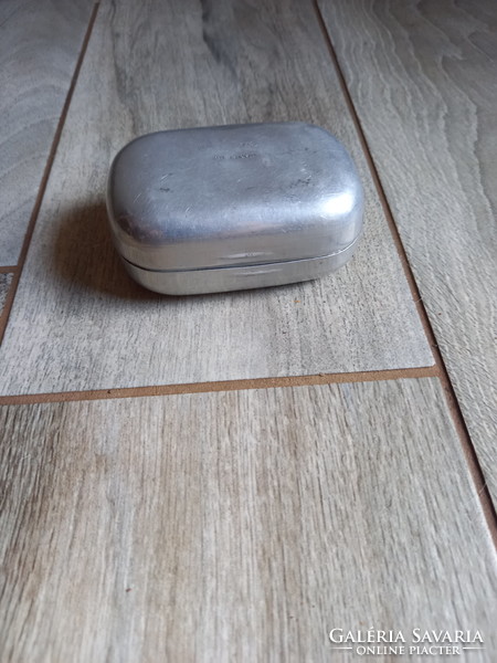 Old aluminum soap box (9x4x6.5 cm)