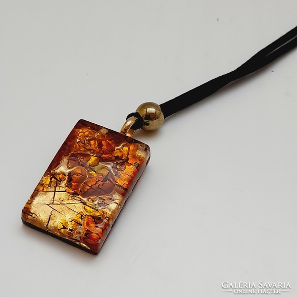 Murano glass pendant, marked, 3 x 2 x 0.6 cm