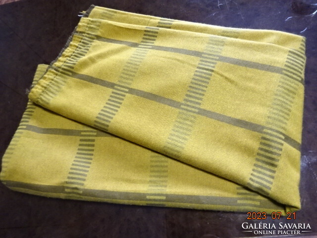 Retro blackout curtain, mustard yellow with a brown stripe. Jokai.