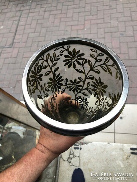Ezüsttel festett biedermeier üveg váza, 24 cm-es magasságú