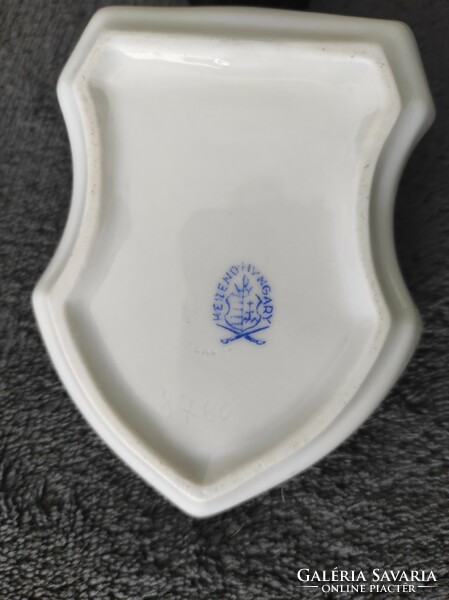 Herendi pajzs alakú, Rothschild mintás porcelán (modellszám: 8760)