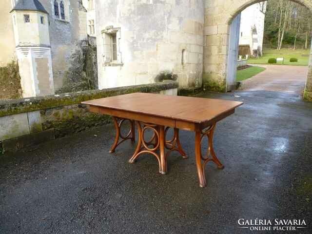 Thonet table with marble top - beautiful model from 1880