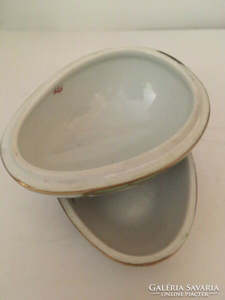 Herend porcelain, victorian pattern/1940s mark/egg