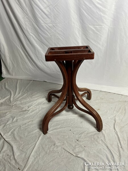 Antique thonet table leg