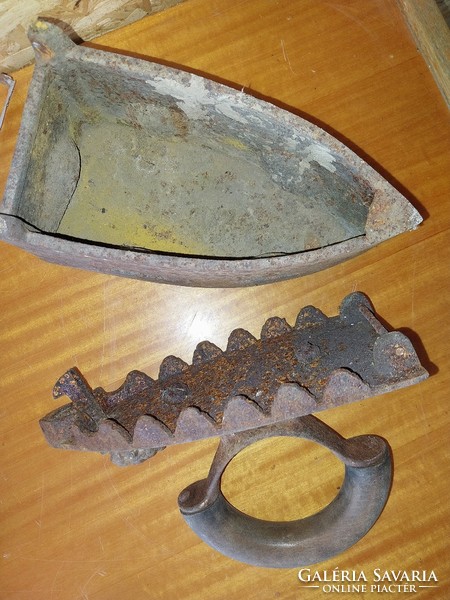 Old coal iron