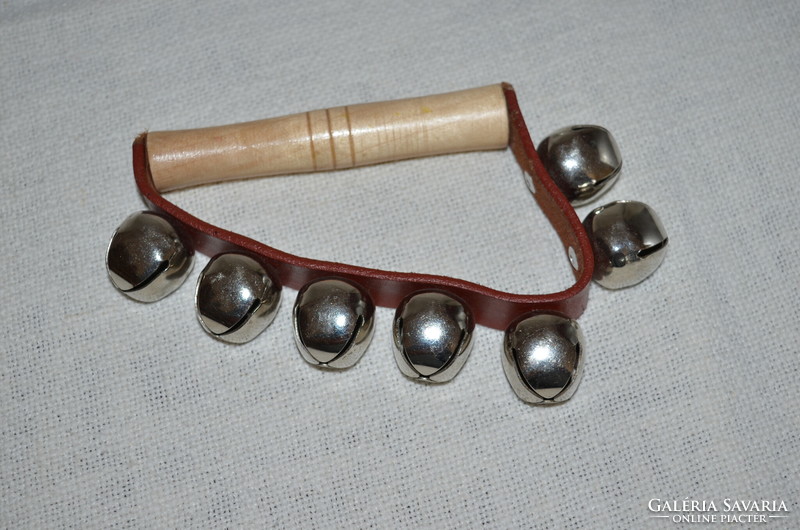 7 Rattle rhythm rattle