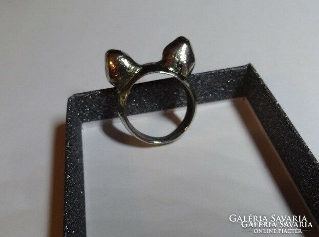 For cat lovers, cute cat head ring