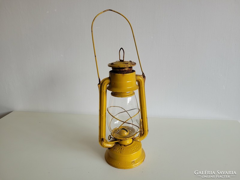 Régi petróleum lámpa vintage viharlámpa dekoráció