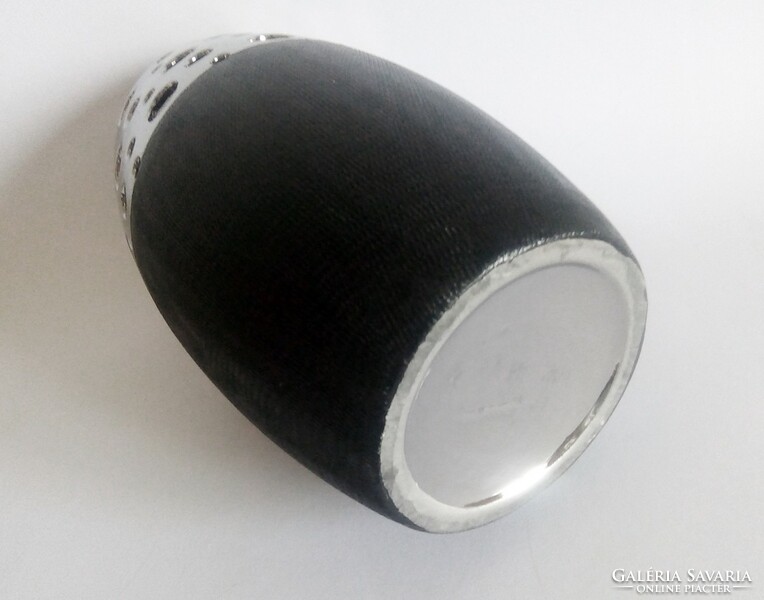 Modern dizájner fekete-ezüst kerámia díszváza 26cm