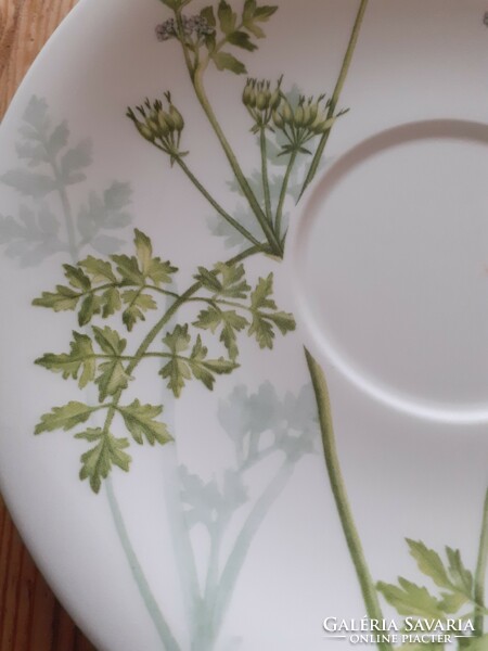 Villeroy boch flower pattern plate