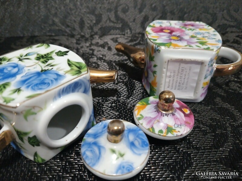 Porcelain storage box can be negotiated in pairs