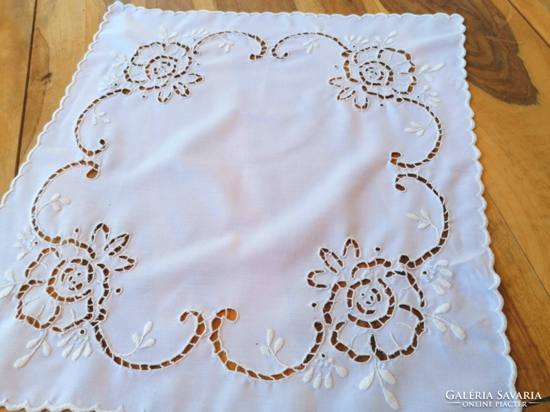 Antique old hand-embroidered rosette festive tablecloth tablecloth centerpiece 55 x 52