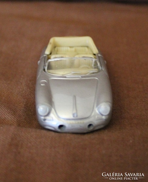 Matchbox ezüst Porsche