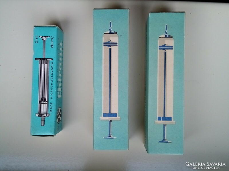 Old syringes 10 ml 2 ml