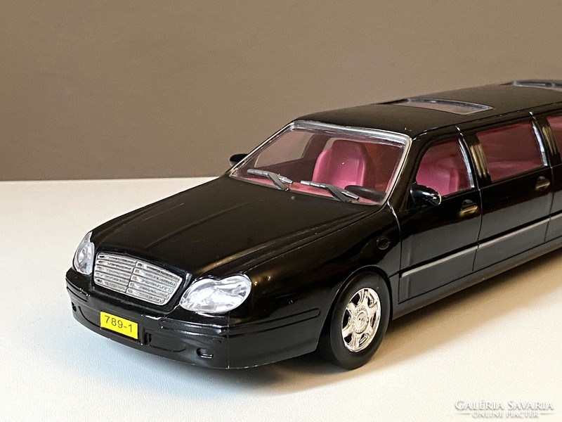 Barbie limo mercedes limousine plastic flywheel car model toy
