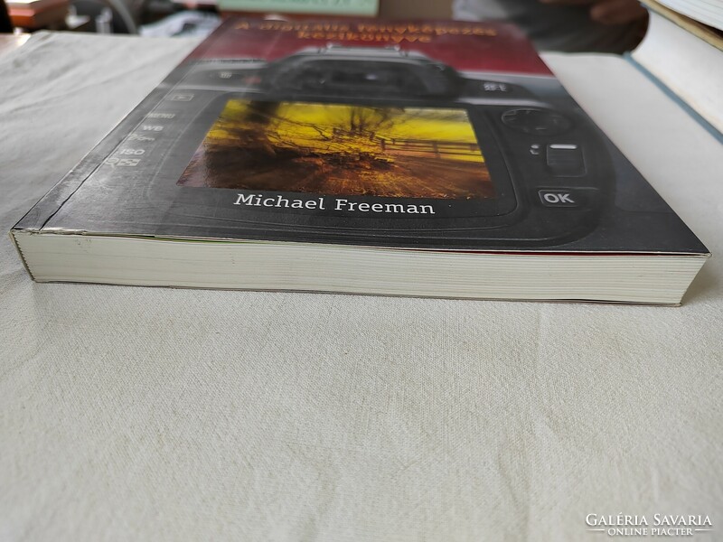 Michael freeman: the handbook of digital photography