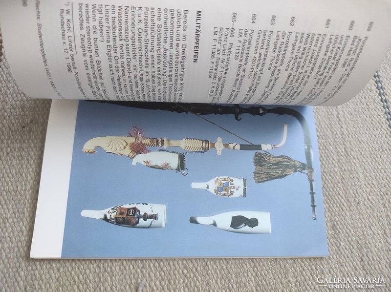 Burnót, tubák, pipázás - tárgyak a dohányzás kultúrtörténetéből - német könyv